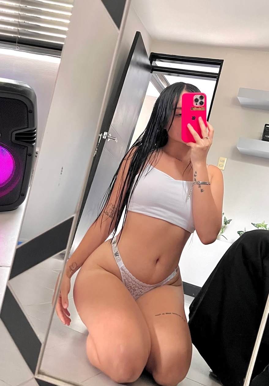 Señorita independiente con departamento propio 📞 Contacto: 981949197